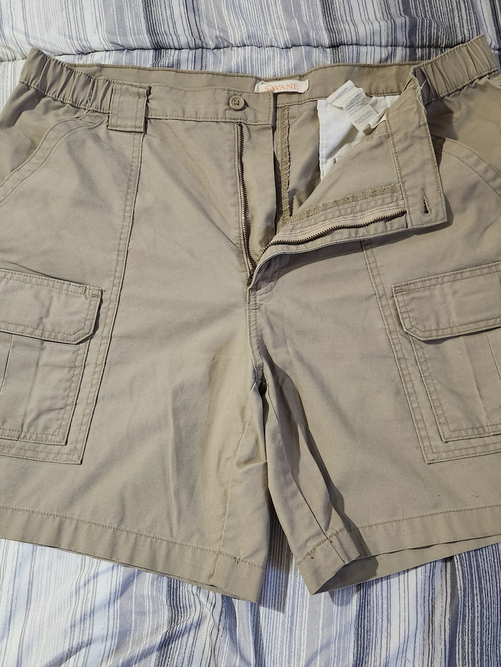 Savane Beige/Tan Cargo Shorts with Elastic Waistband